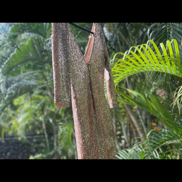 Call sequin dress size medium - Picture 4 of 7